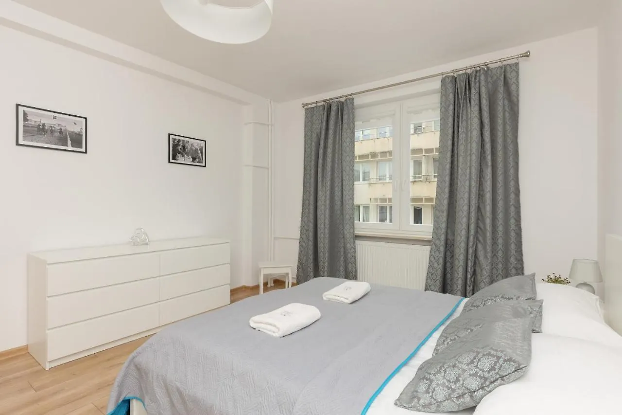 Trendy Apartment Mokotowska 1 Km To Lazienki Park By Renters Warsaw