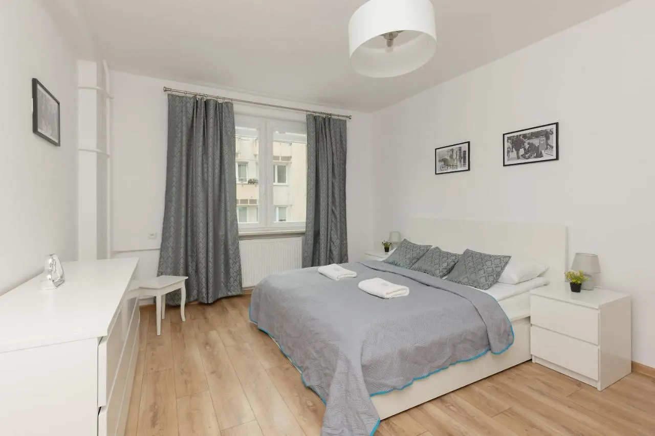 Trendy Apartment Mokotowska 1 Km To Lazienki Park By Renters Warsaw 0*,  Poland